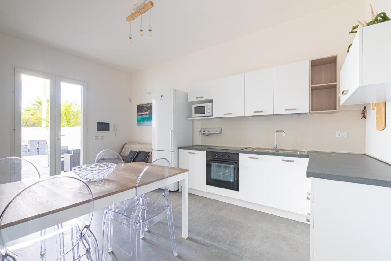 Peninsula Apartments Порто Чезарео Екстериор снимка