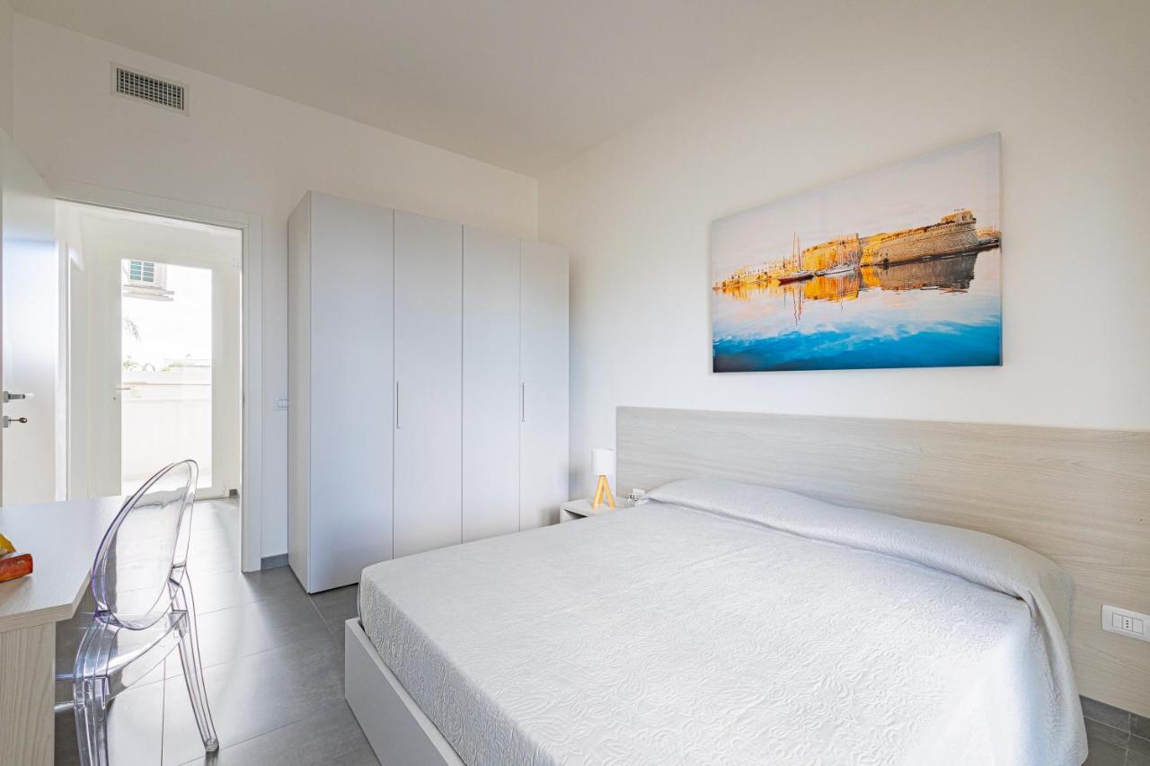 Peninsula Apartments Порто Чезарео Екстериор снимка
