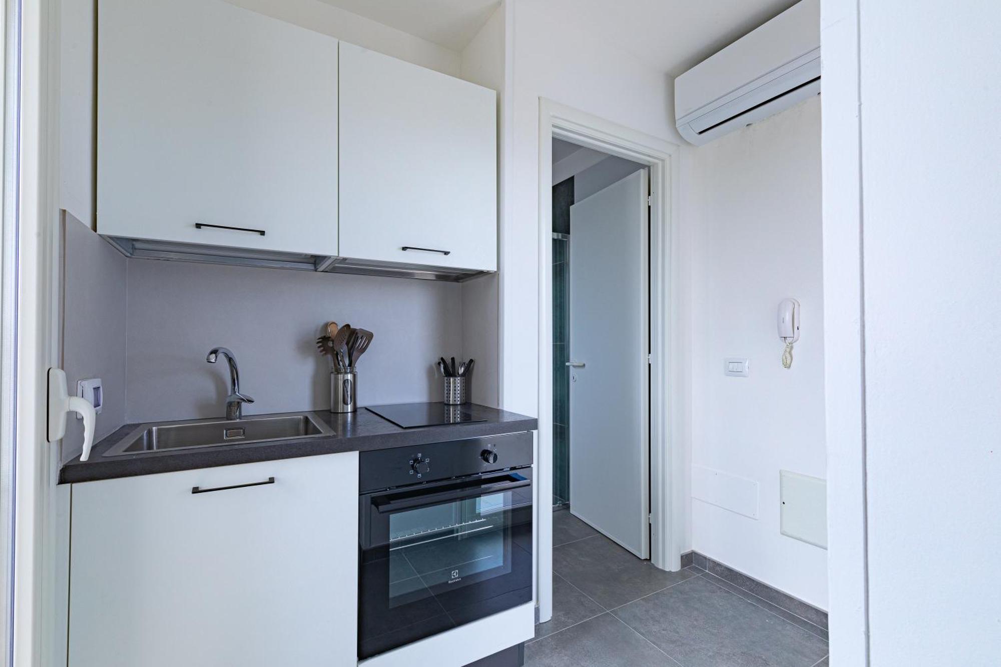 Peninsula Apartments Порто Чезарео Екстериор снимка